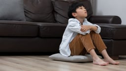 Mệt mỏi vì áp lực “con nhà người ta”