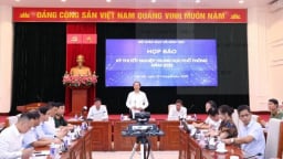 Họp báo kết thúc thi tốt nghiệp THPT 2025: Kỳ thi an toàn, đúng quy chế, có nhiều điểm mới