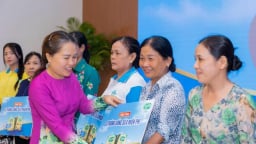 Fami Canxi & Chuyến Xe Nhân Ái tiếp sức 'cứng cáp trăm phần trao cộng đồng nhân ái'