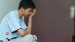 Bị bố mẹ đuổi khỏi nhà vì điểm đại học không cao, nam sinh cầu cứu lên đài truyền hình