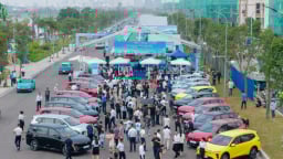 Tận mục sở thị những chiếc Limo Green phiên bản thương mại đầu tiên chính thức tới tay khách hàng Việt