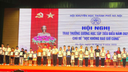 Lan tỏa phong trào học tập suốt đời, Hội Khuyến học Hà Nội thưởng học sinh, sinh viên tiêu biểu năm 2025
