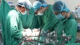 'Sửa' tim cho bé sinh non chỉ nặng 1,5kg bị dị tật tim bẩm sinh phức tạp