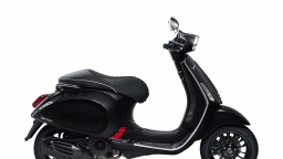 Piaggio Việt Nam ra mắt Vespa Sprint Carbon giá 76,5 triệu đồng