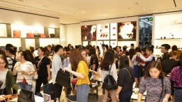 'Mê cung ưu đãi' tại 2.500 gian hàng ở Vincom Black Friday 2018