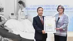 Bệnh viện Vinmec Times City nhận chứng chỉ chất lượng quốc tế JCI lần thứ 2