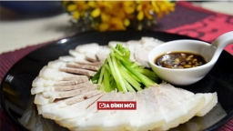 Chỉ cần thêm củ này vào nồi luộc đảm bảo thịt lợn sẽ hết hôi lại không khô