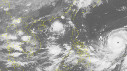 Tin bão mới nhất 12/9: Bão số 5 suy yếu thành vùng áp thấp trong 2 ngày nữa
