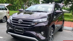 Giá lăn bánh Toyota Rush: Người dùng phải chi thêm hơn 100 triệu đồng