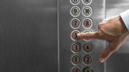 Bắt tay nhau, bấm thang máy có bị lây lan COVID-19?