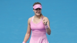 Người đẹp Eugenie Bouchard đăng tin tìm bạn trai khi đang tránh COVID-19 và cái kết