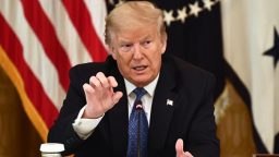 Tin tức y tế thế giới ngày 6/6: Tổng thống Trump tiết lộ có 2 triệu liều vắc xin COVID-19