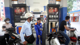 Giá xăng dầu hôm nay 7/6: Neo cao ngất ngưởng, dự đoán phá vỡ kỷ lục tăng cao nhất 30 năm