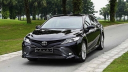 Bảng giá xe ô tô Camry tháng 6/2020 mới nhất