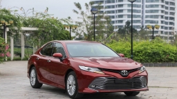 Bảng giá xe ô tô Camry tháng 7/2020 mới nhất