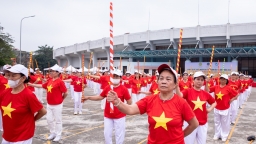 Hà Nội: Chăm sóc sức khỏe người cao tuổi - Thầy thuốc tốt nhất là chính mình (Bài 3)