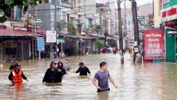 Những điều nên làm khi xảy ra mưa lũ, ngập lụt