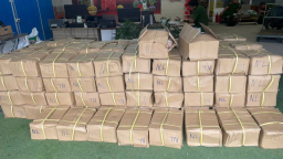 Tạm giữ gần 2,6 tấn thực phẩm đông lạnh không rõ nguồn gốc, xuất xứ