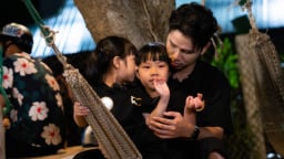 Neko Lê khéo léo trong cách nuôi dạy 2 con gái