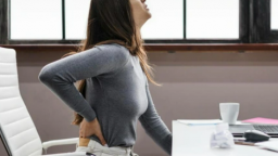 Các bệnh phổ biến do ngồi nhiều – nguy cơ âm thầm trong giới văn phòng