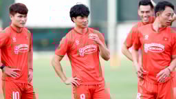 Công Phượng chia tay ĐT Việt Nam vì chấn thương