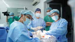 Gia đình bệnh nhân chết não nén nỗi đau để hiến tạng cứu người