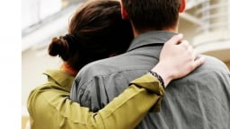 Sống chung trước hôn nhân: Nên hay không?