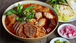 Bún bò Huế và lễ hội Bhươih Haro Tơme được vinh danh Di sản văn hóa phi vật thể quốc gia