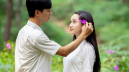 Tình yêu tuổi teen: Động lực hay “đốt thời gian”?