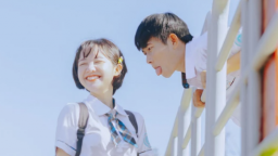 Khi tình yêu lệ thuộc vào mạng xã hội: Teen đang yêu hay đang khoe?