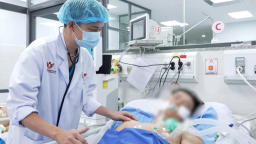 Hút thuốc lá và thức khuya cũng gây nên tình trạng đột quỵ ở người trẻ