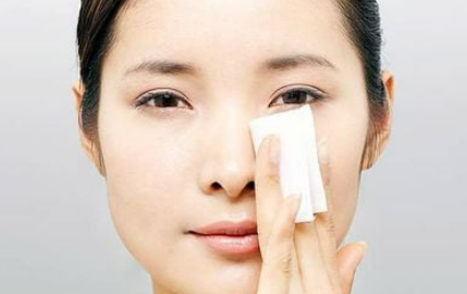 Cách chăm sóc da mặt hàng ngày cơ bản nhất
