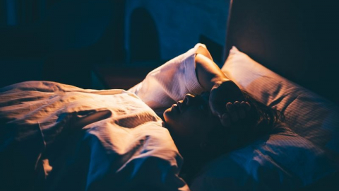 Kỹ thuật giúp ngủ nhanh bằng từ ngẫu nhiên