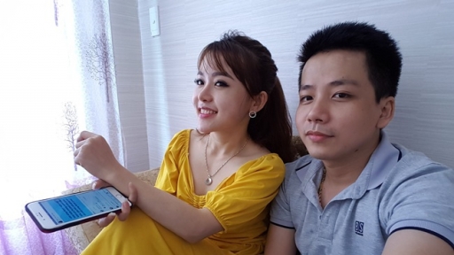 Truy tìm danh tính bạn gái cameraman của Khoa Pug