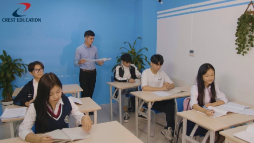 Học, luyện thi tại CREST EDUCATION: Vì sao phụ huynh yên tâm lựa chọn?