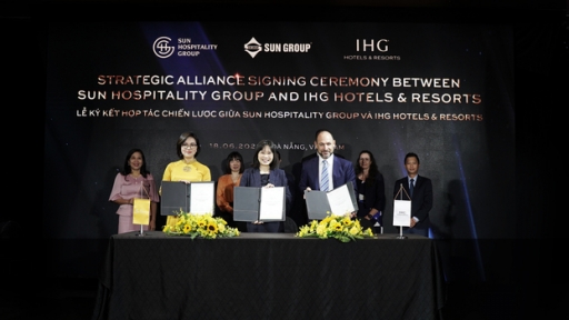 Sun Hospitality Group và IHG Hotels & Resorts ký kết hợp tác chiến lược