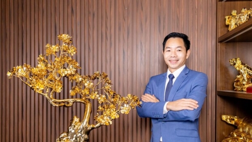 CEO Đinh Lâm Tới bật mí 3 yếu tố giúp người kinh doanh đồ đồng mạ vàng thành công