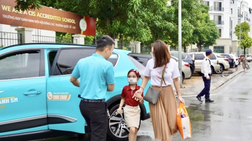 Xanh SM ra mắt dịch vụ Xanh2School đưa đón học sinh, sinh viên tới trường