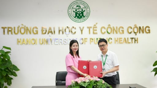Trường Đại học Y tế Cộng đồng và Quỹ VinFuture hợp tác phòng chống - Kiểm soát thuốc lá điện tử học đường