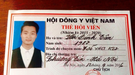 ‘Siêu thầy lang’ Văn Đình Tân chưa tốt nghiệp đã được kết nạp hội viên Hội Đông y Việt Nam