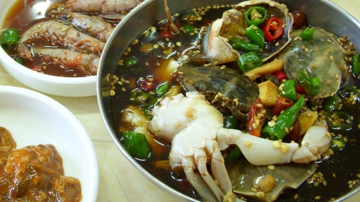 Ăn cua đồng sai cách: Rất dễ nhiễm sán