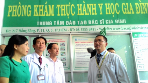 Từ 15/10, bác sĩ khám, chữa bệnh y học gia đình phải được đào tạo về y học gia đình