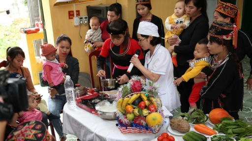 'Tuần lễ Dinh dưỡng và phát triển': Khuyến khích sử dụng nguồn thực phẩm tại chỗ