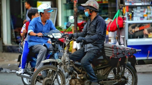 Hà Nội, TP.HCM thu hồi xe cũ nát, không sử dụng than tổ ong để tránh ô nhiễm môi trường