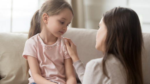 Những dấu hiệu cho thấy bạn đang quá nuông chiều con mà không nhận ra