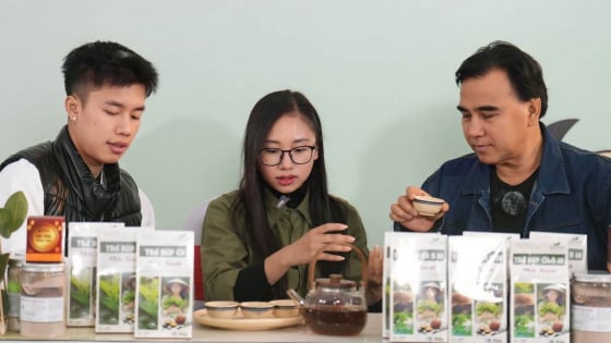 “Về quê làm giàu” hỗ trợ doanh nghiệp tham gia phiên livestream sản vật địa phương