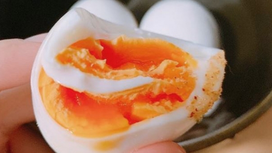 Bà bầu ăn trứng luộc có tốt không và cần lưu ý những gì?