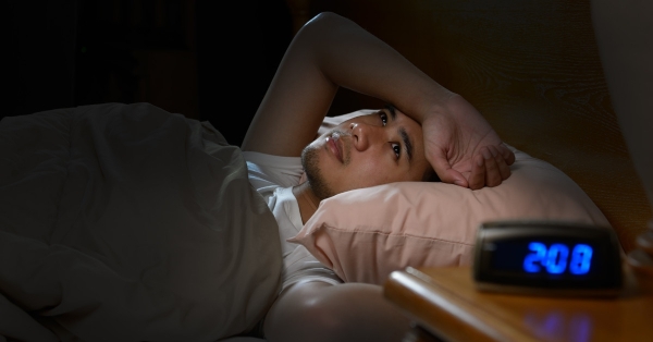 Trong Đông y, có thể điều trị, cải thiện mất ngủ nhờ bấm huyệt