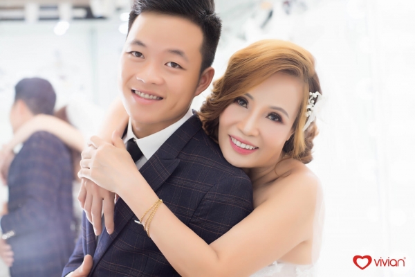 Cô dâu 61 và chú rể 26 tuổi ở Cao Bằng đang chuẩn bị đám cưới trong mơ 1