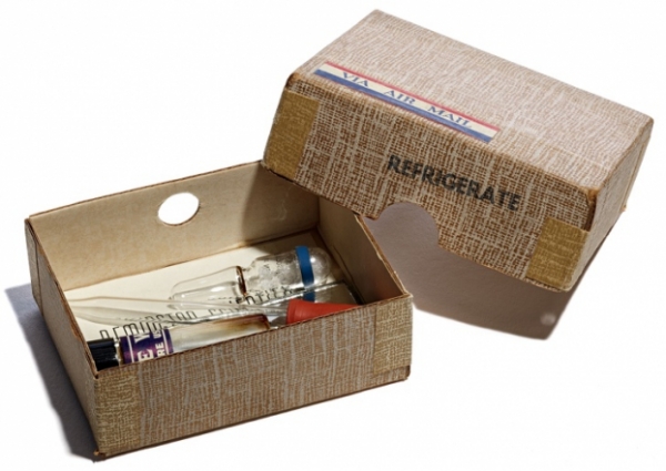   Remington Self-Check Kit, một thử nghiệm mang thai tại nhà được tạo ra vào những năm 1970  